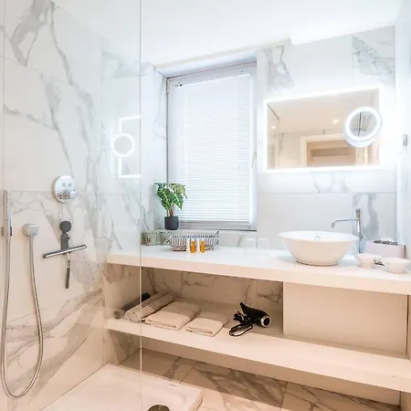 Wonderful Flat With Amazing Views Over